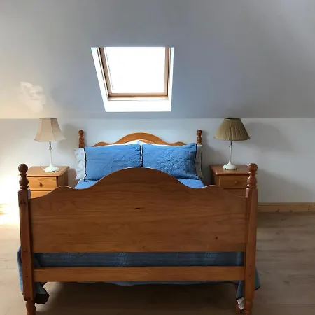 Lakeside Lookout Bantry Apartment